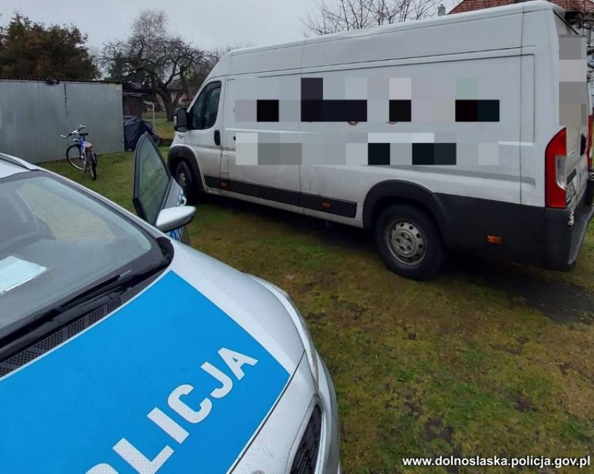 Odzyskany przez policję bus / fot. KWP Wrocław