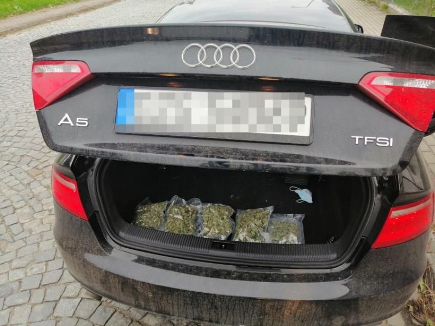 Marihuana w bagażniku / fot. KPP Zgorzelec