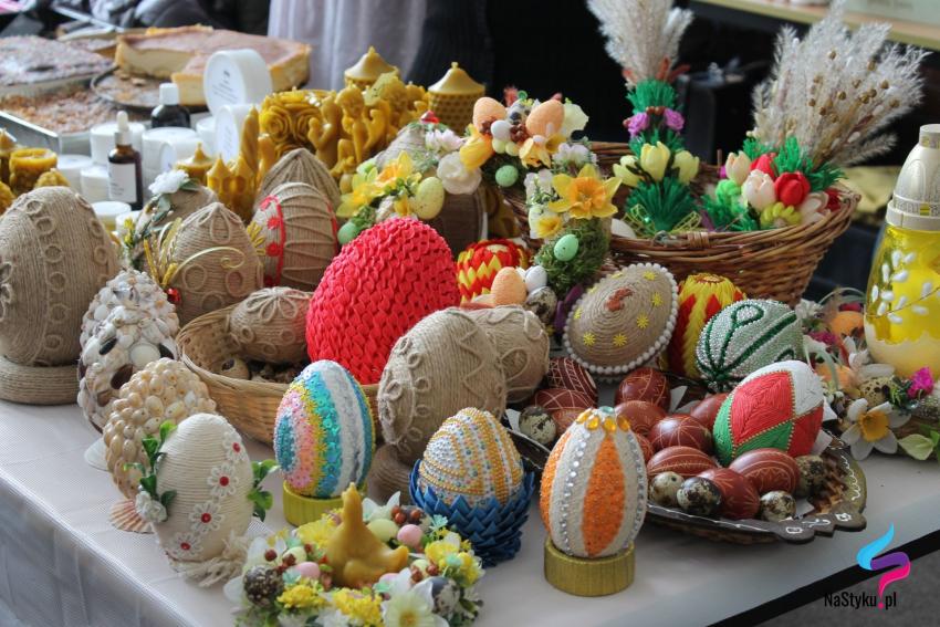 Wielkanocny Jarmark Rękodzieła w Jerzmankach - zdjęcie nr 27