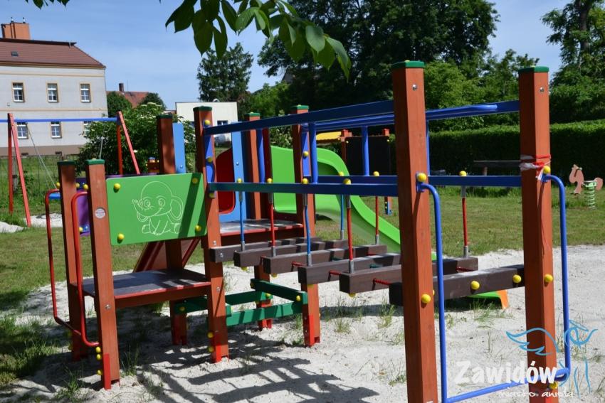 Plac zabaw dla dzieci przy ul. Zgorzeleckiej w Zawidowie / fot. UM Zawidów