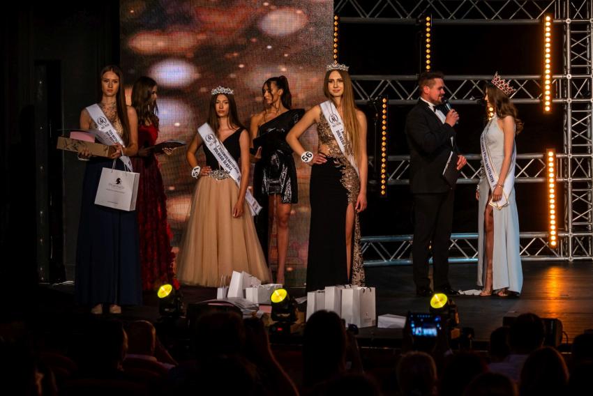 Gala finałowa konkursu - Miss Dolnego Śląska 2021 - zdjęcie nr 100