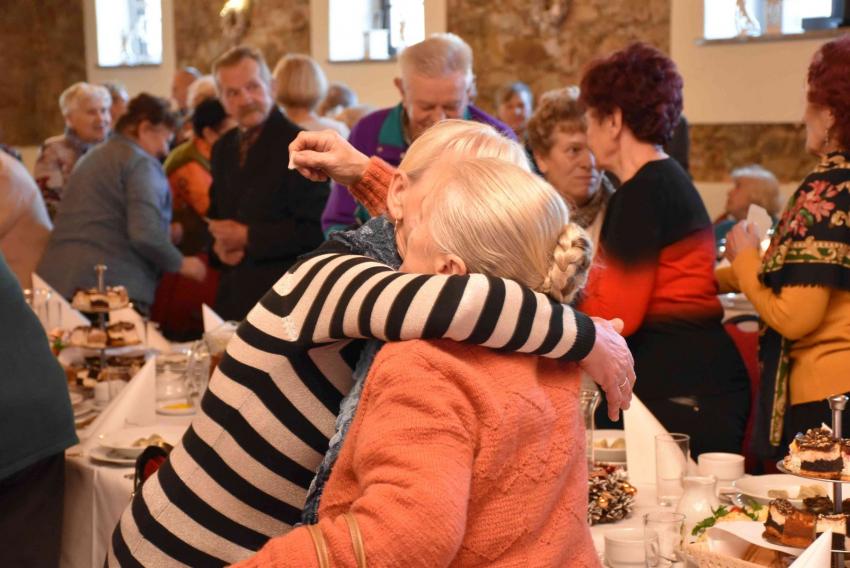 Spotkanie wigilijne dla osób starszych i samotnych w Gminie Zgorzelec - zdjęcie nr 18