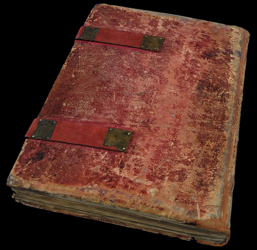 Czerwona Księga - najstarsza księga miejska Zgorzelca (fot. udostępnione przez Muzeum Łużyckie)