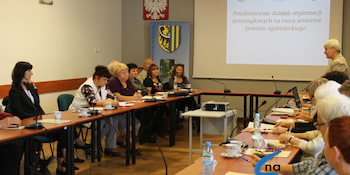 VII Powiatowe Forum Organizacji Pozarządowych - zdjęcie nr 16