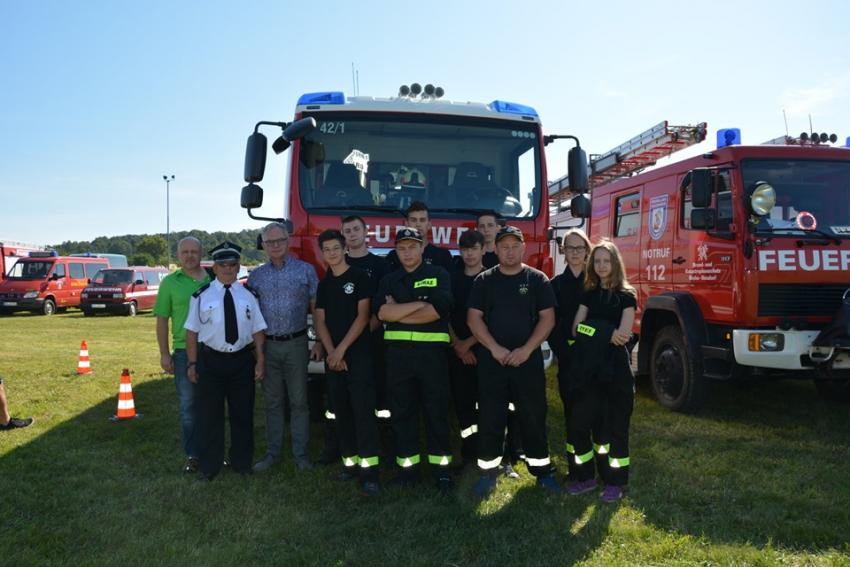 Młodzi strażacy na zawodach strażackich w Gross Radisch / fot. Gmina Sulików