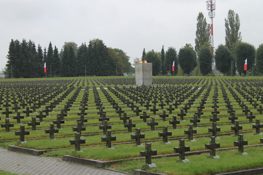 Cmentarz wojenny im. Bohaterów II Armii Wojska Polskiego w Zgorzelcu