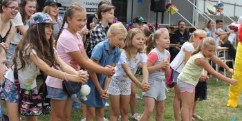 Festyn Rodzinny w Szkole Podstawowej nr 2 w Zgorzelcu - zdjęcie nr 21