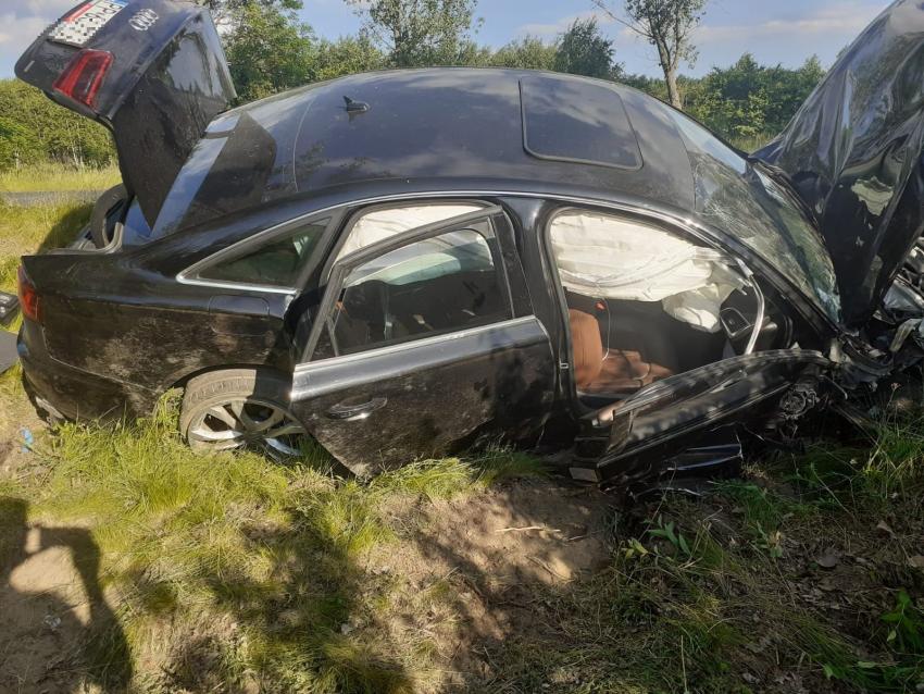 Śmiertelny wypadek na DW352 na wysokości Koźmina / fot. KP PSP Zgorzelec