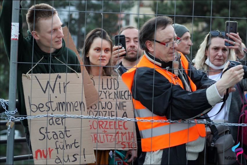 Protesty na polsko-niemieckiej granicy. Pracownicy transgraniczni domagają się otwarcia granic - zdjęcie nr 42