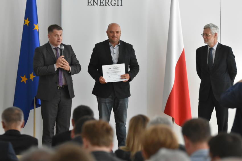 Wręczenie certyfikatów odbyło się 9 maja w Ministerstwie Energii (fot.: www.gov.pl)