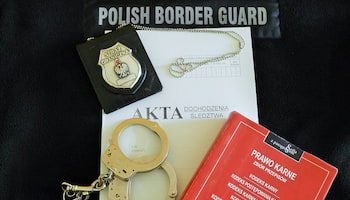 Materiały prasowe NOSG | Pogranicznicy zatrzymali dwóch Litwinów posługujących się fałszywymi dokumentami.