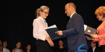 Najlepsi uczniowie odebrali stypendia i nagrody burmistrza cz. 1 - zdjęcie nr 66