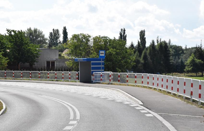 Zakończyła się budowa chodnika w Jędrzychowicach - zdjęcie nr 3