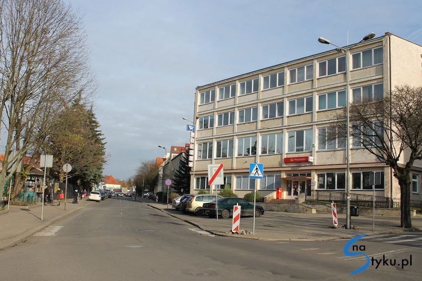 Obecnie trwa modernizacja oświetlenia ulic: Langiewicza, Okrzei, Pułaskiego i Sienkiewicza.