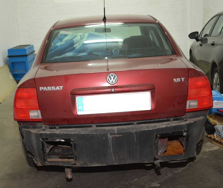 Volkswagen Passat przystosowany do przemytu / fot. NOSG