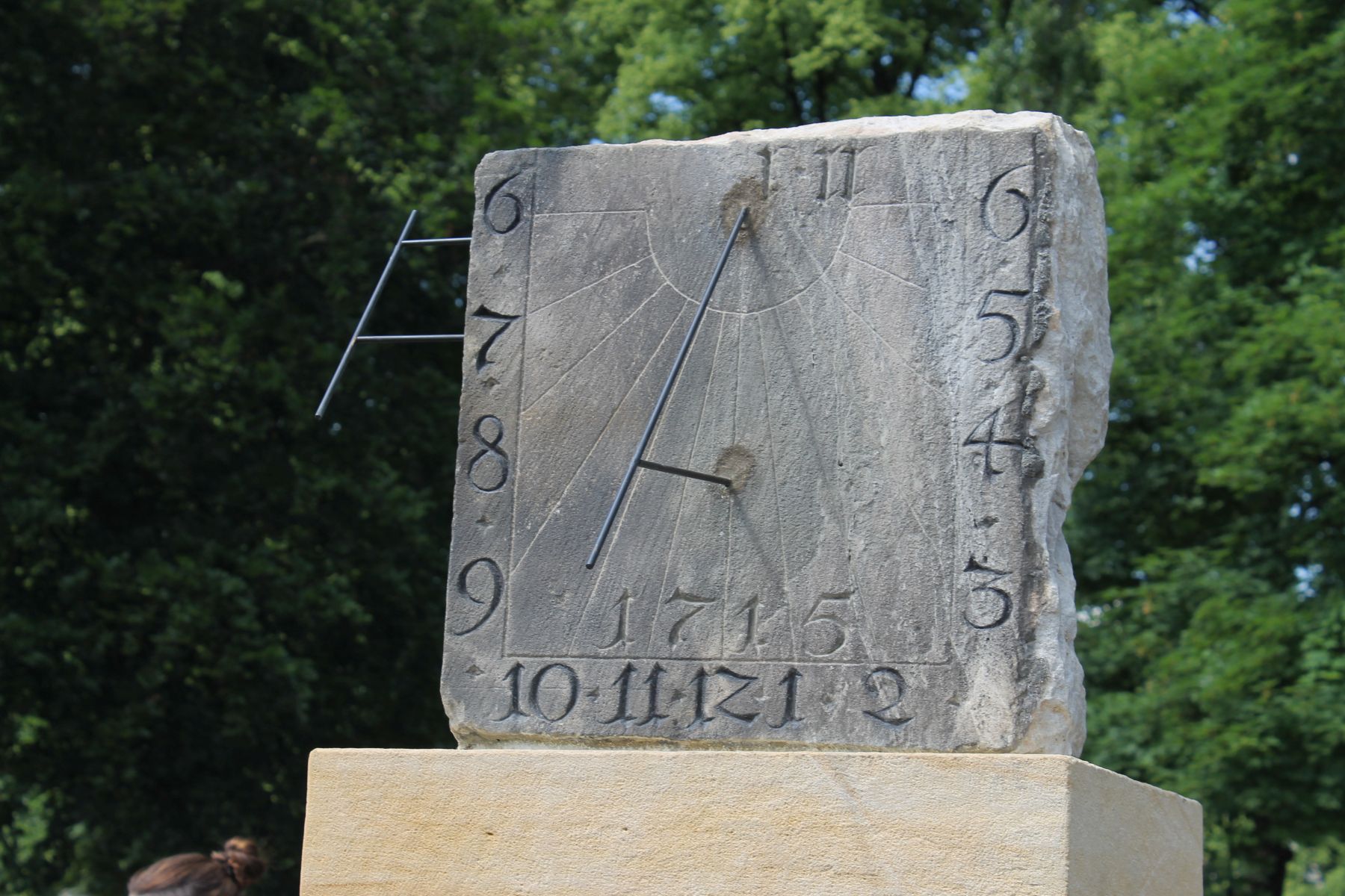 Zegar słoneczny w Zgorzelcu