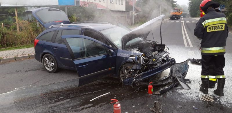 Uszkodzony samochód po zdarzeniu drogowym / fot. KPP Zgorzelec